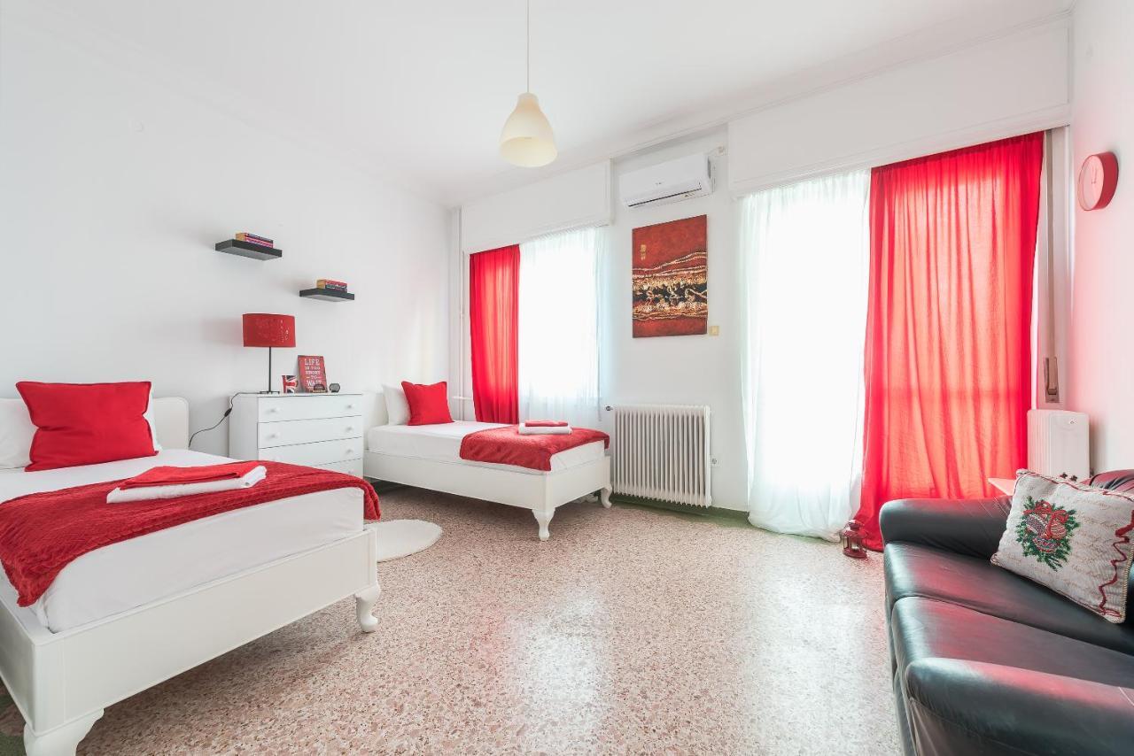 Private Rooms Athens - Shared Bathroom 외부 사진