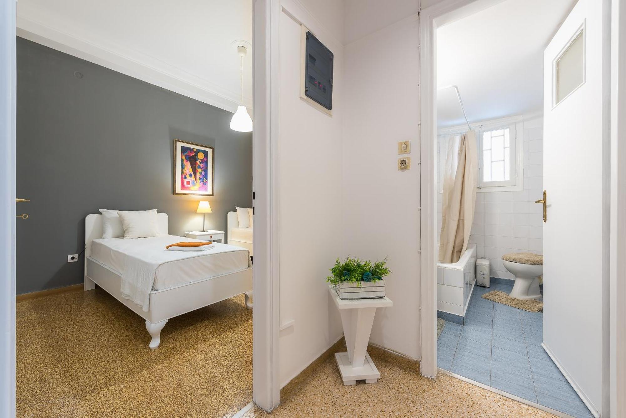 Private Rooms Athens - Shared Bathroom 객실 사진