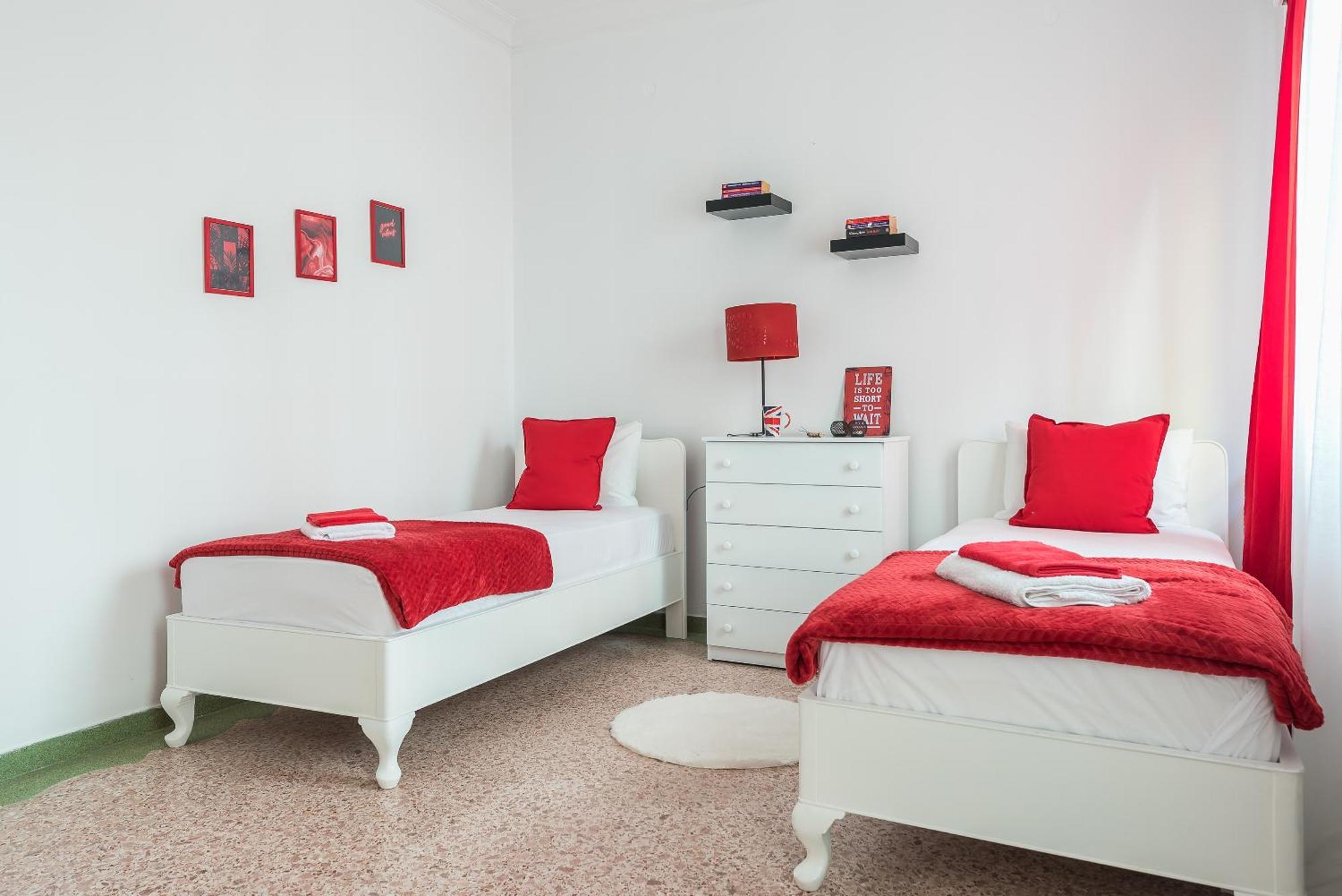 Private Rooms Athens - Shared Bathroom 객실 사진
